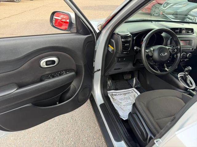 2016 Kia Soul Base