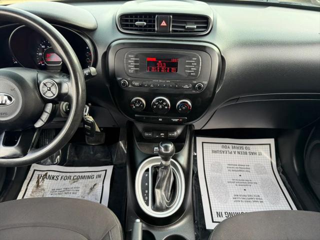 2016 Kia Soul Base