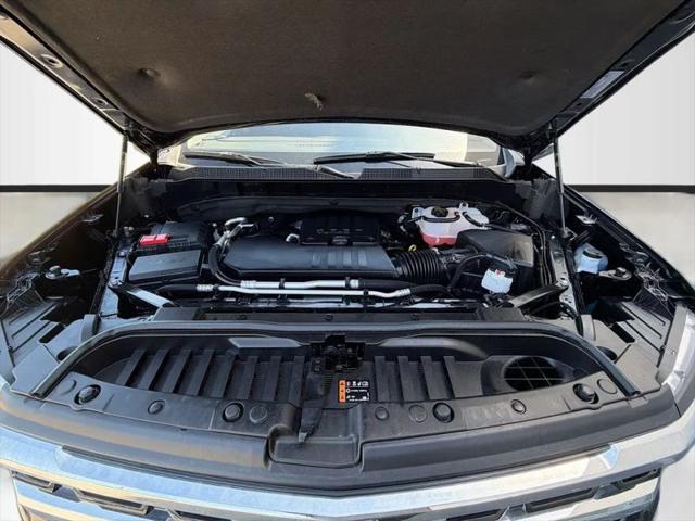 2025 Chevrolet Silverado 1500 4WD Crew Cab Short Bed LT with 2FL