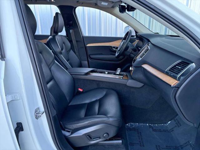 2021 Volvo XC90 Recharge T8 Inscription Expression 7 Passenger