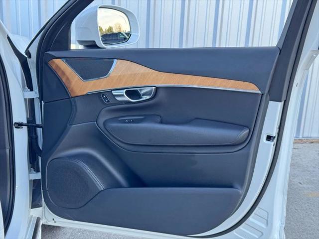 2021 Volvo XC90 Recharge T8 Inscription Expression 7 Passenger