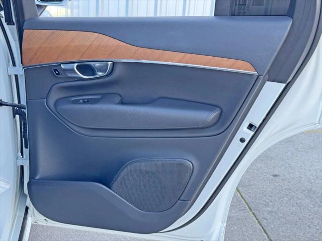 2021 Volvo XC90 Recharge T8 Inscription Expression 7 Passenger