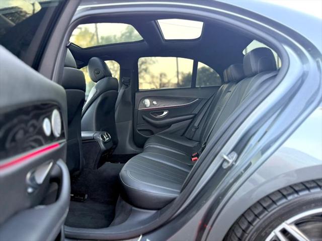 2017 Mercedes-Benz E-CLASS E 300 E 300