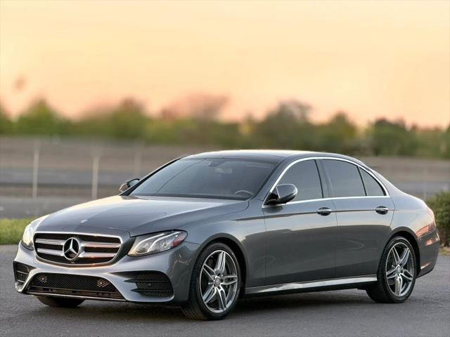 2017 Mercedes-Benz E-CLASS E 300 E 300