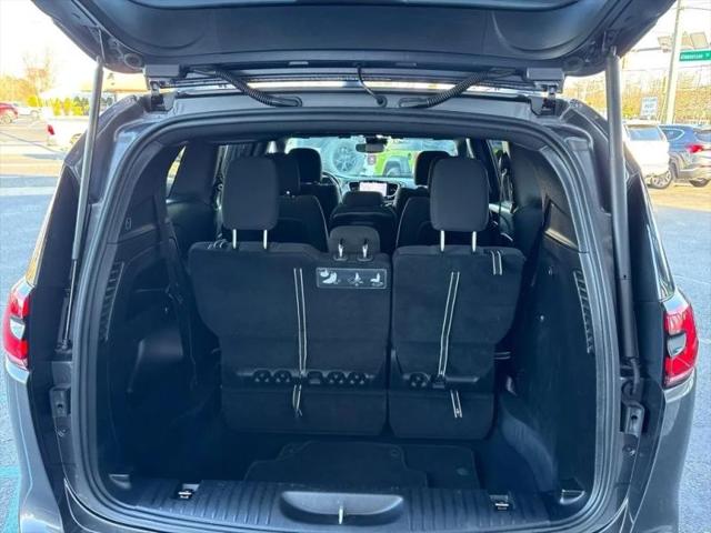 2021 Chrysler Pacifica Touring