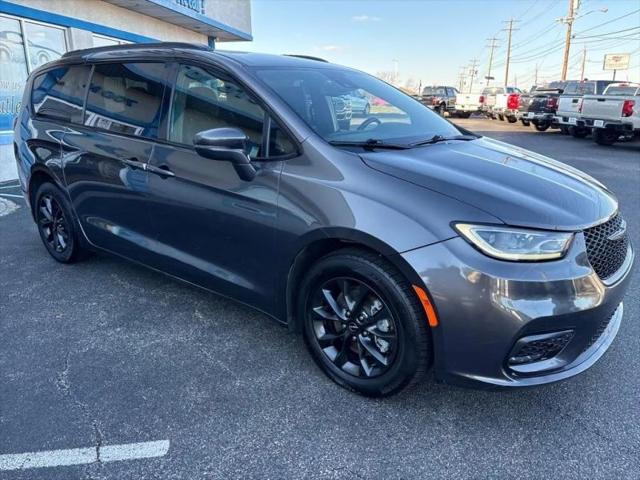 2021 Chrysler Pacifica Touring
