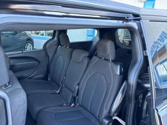 2021 Chrysler Pacifica Touring