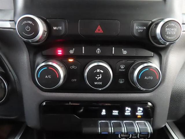 2021 Ram 1500 Big Horn Crew Cab 4x2 5'7" Box