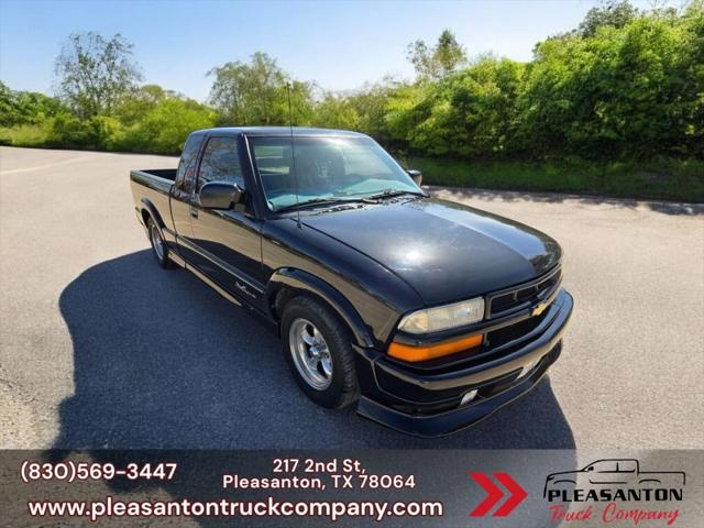 2000 Chevrolet S-10 LS for sale in Pleasanton, TX