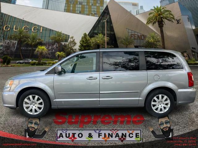 2015 Chrysler Town & Country Touring