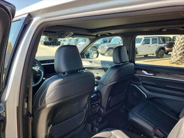 2026 Jeep Grand Cherokee L Limited 4x4