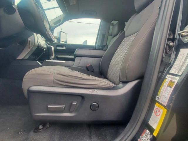 2019 Toyota Tundra SR5 5.7L V8