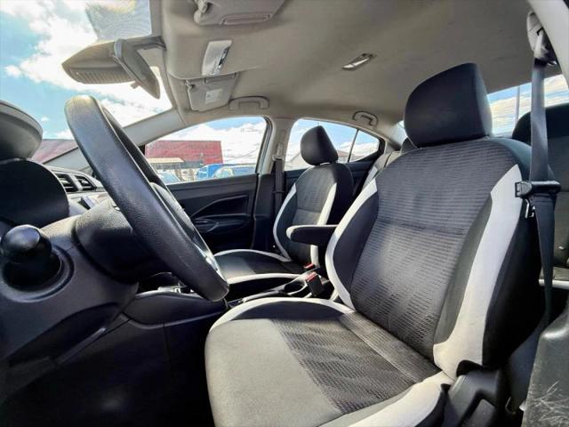 2020 Nissan Versa SV Xtronic CVT