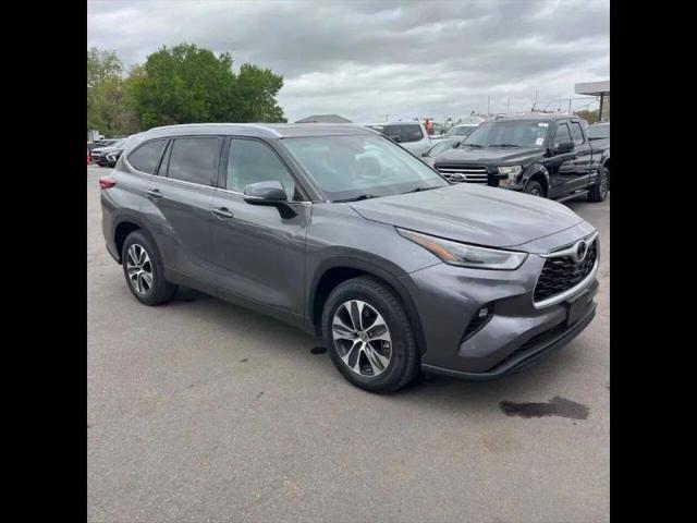 2021 Toyota Highlander XLE for sale in Hazel Crest, IL