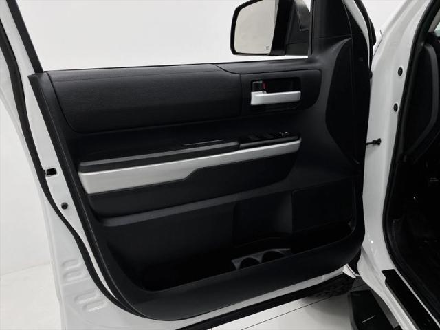 2018 Toyota Tundra SR5 5.7L V8