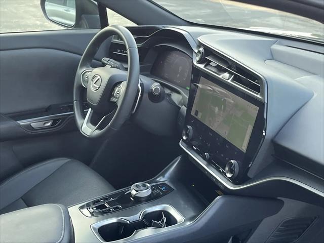 2025 Lexus RZ RZ 300e