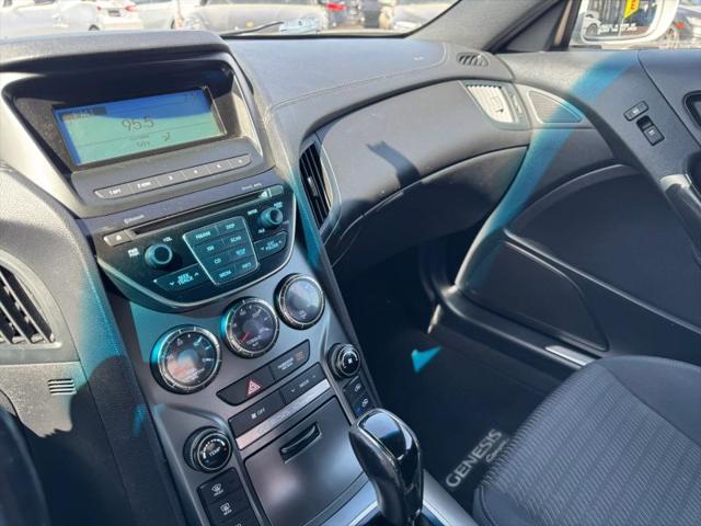 2015 Hyundai Genesis Coupe 3.8 Base