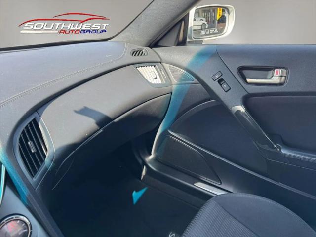 2015 Hyundai Genesis Coupe 3.8 Base