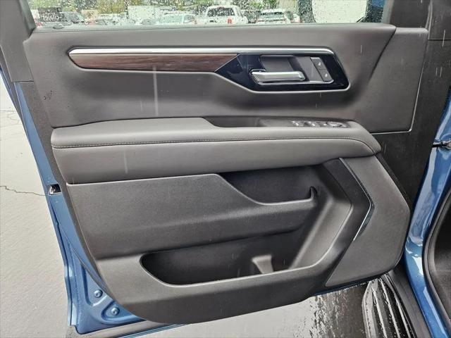2026 Chevrolet Suburban LS, 4WD
