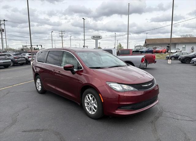 2023 Chrysler Voyager LX