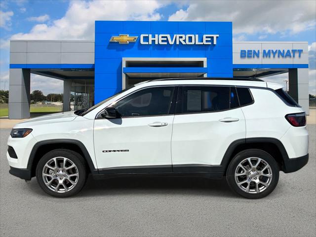 2022 Jeep Compass Latitude Lux 4x4