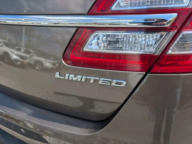 2015 Ford Taurus Limited