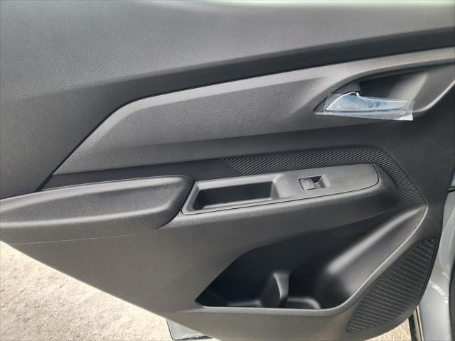 2027 Chevrolet Bolt LT FWD