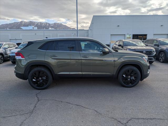 2026 Volkswagen Atlas Cross Sport SE with Technology
