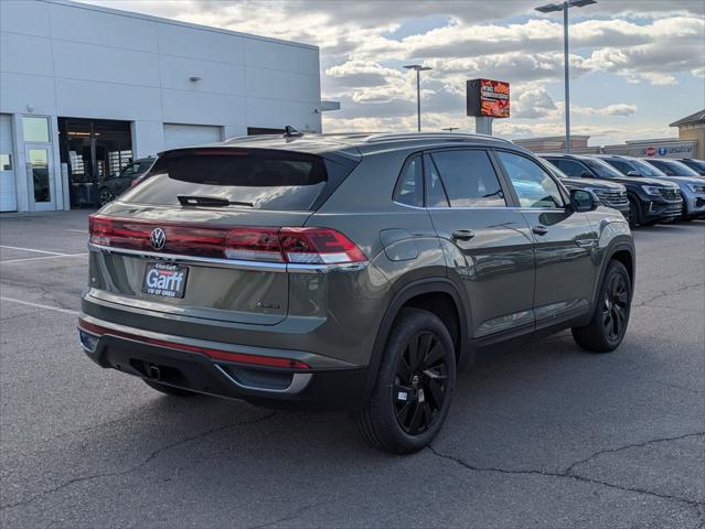 2026 Volkswagen Atlas Cross Sport SE with Technology