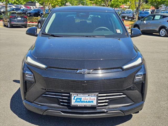 2027 Chevrolet Bolt LT FWD