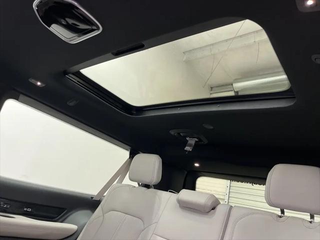 2026 Jeep Grand Wagoneer L Summit Obsidian 4x4