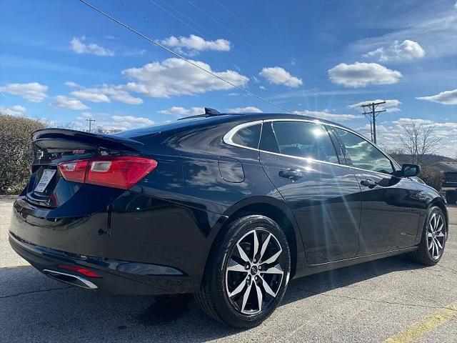 2022 Chevrolet Malibu FWD RS