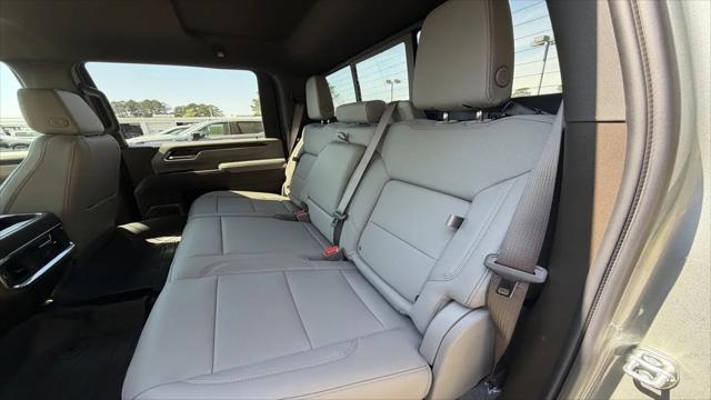 2026 GMC Sierra 2500HD Crew Cab, Standard Bed, SLT, 4WD