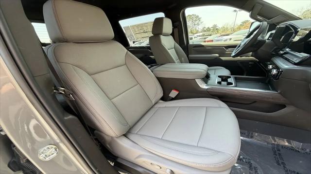 2026 GMC Sierra 2500HD Crew Cab, Standard Bed, SLT, 4WD