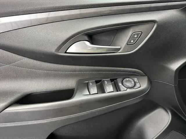 2025 Buick NV Sport Touring FWD