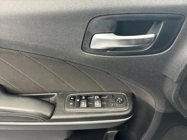 2022 Dodge Charger SXT AWD