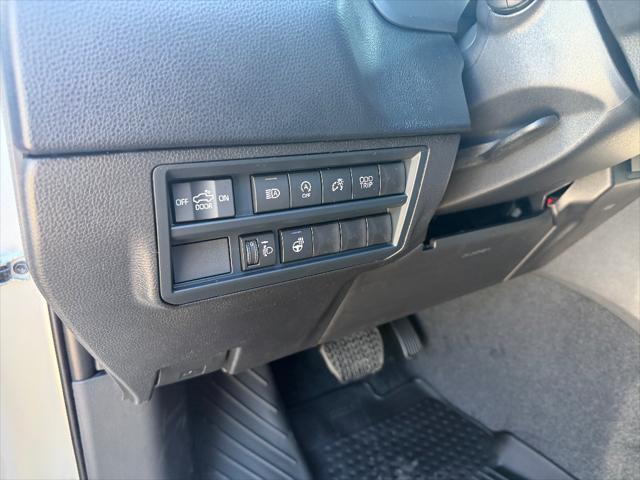 2026 Toyota Tundra SR5 CrewMax 5.5' Bed