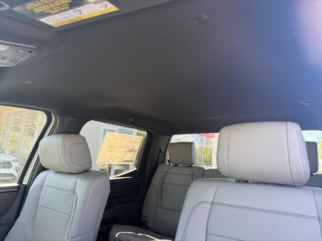 2026 Toyota Tundra SR5 CrewMax 5.5' Bed
