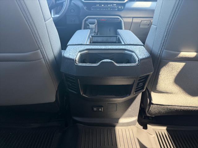 2026 Toyota Tundra SR5 CrewMax 5.5' Bed