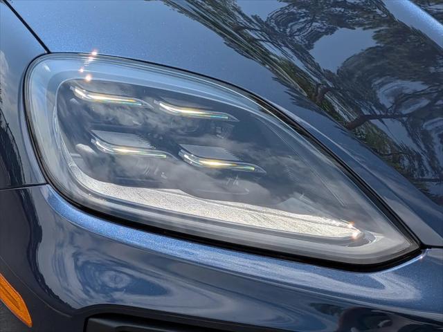 2026 Porsche Cayenne E-Hybrid S