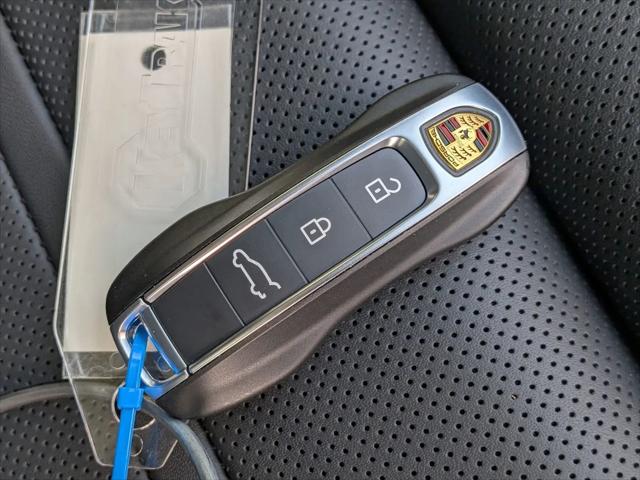 2026 Porsche Cayenne E-Hybrid S