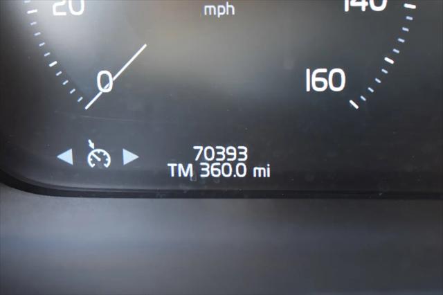 2020 Volvo S60 T6 Momentum