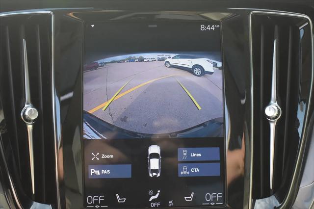 2020 Volvo S60 T6 Momentum