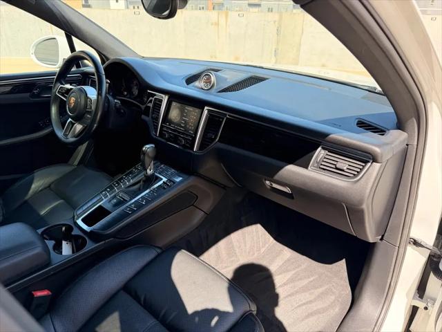 2015 Porsche Macan S