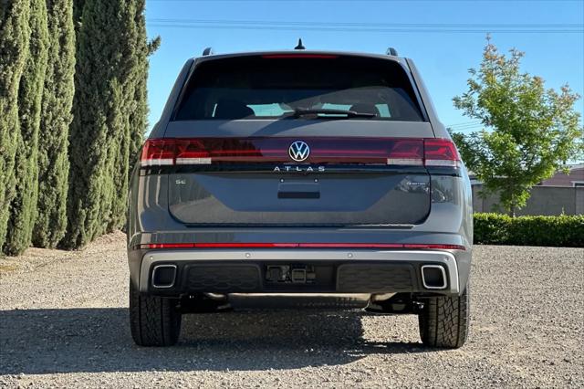 2026 Volkswagen Atlas Peak Edition