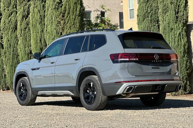 2026 Volkswagen Atlas Peak Edition