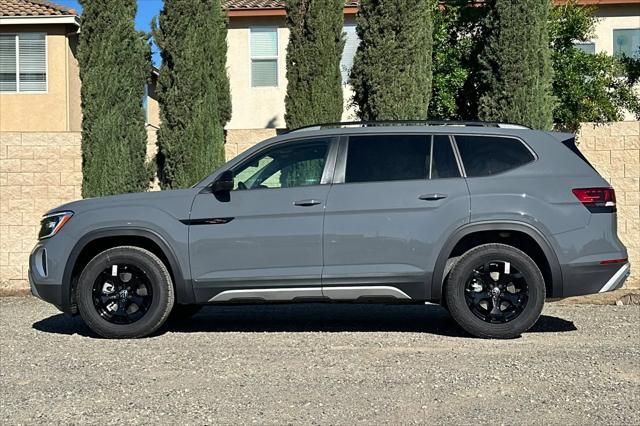 2026 Volkswagen Atlas Peak Edition