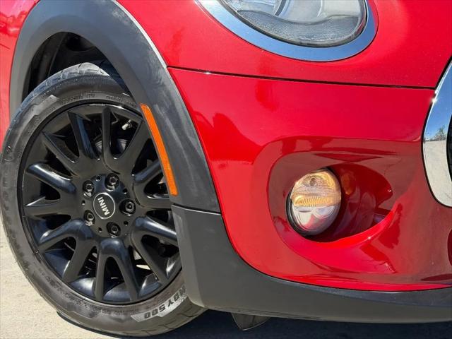 2017 MINI Hardtop Cooper