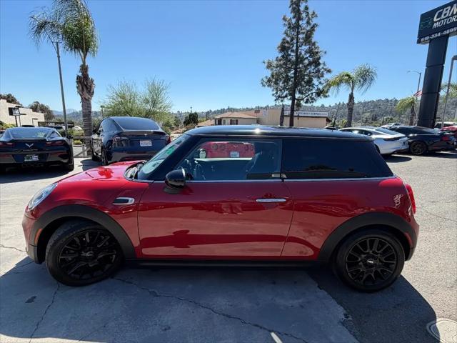2017 MINI Hardtop Cooper