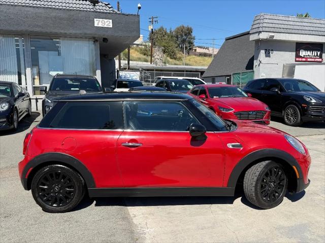 2017 MINI Hardtop Cooper